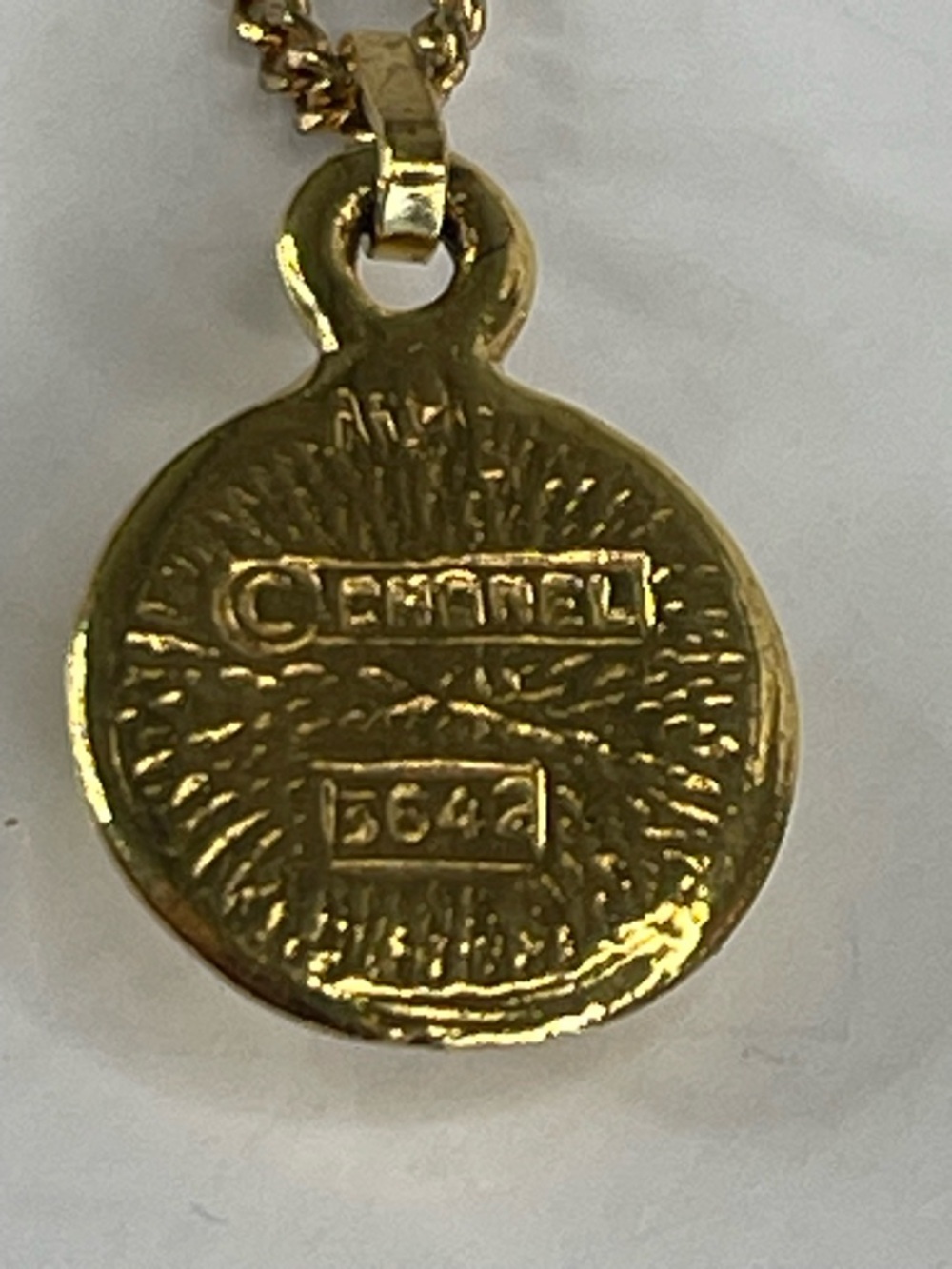 CHANEL Gold-Tone Crystal Disc Pendant Necklace - Picture 5 of 9